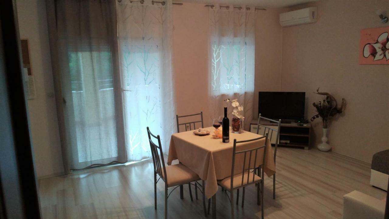 Apartments Annie Rogoznica  Zewnętrze zdjęcie